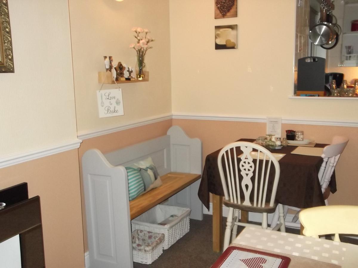 Kirkcroft Guest House เกรทนา ภายนอก รูปภาพ